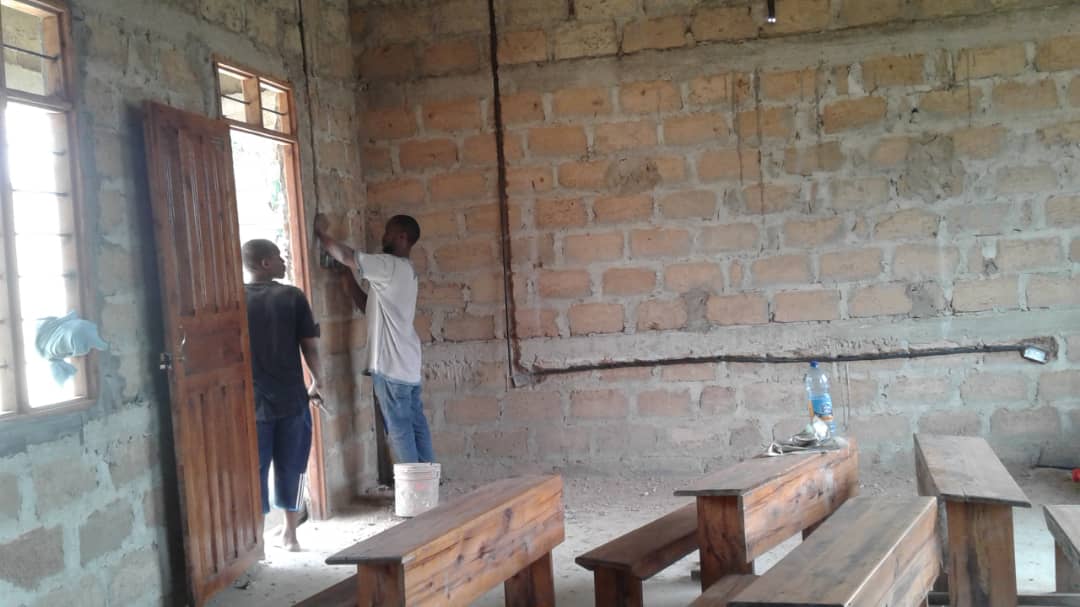 Wykańczanie szkoły na Zanzibarze